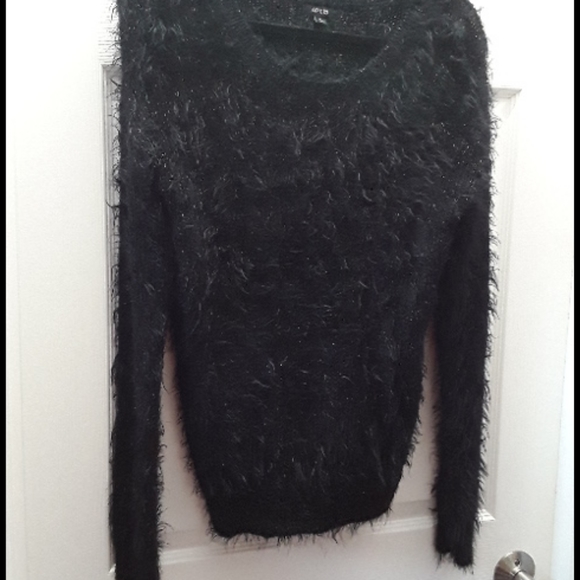 Apt 9 soft, fuzzy sweater - Picture 1 of 4